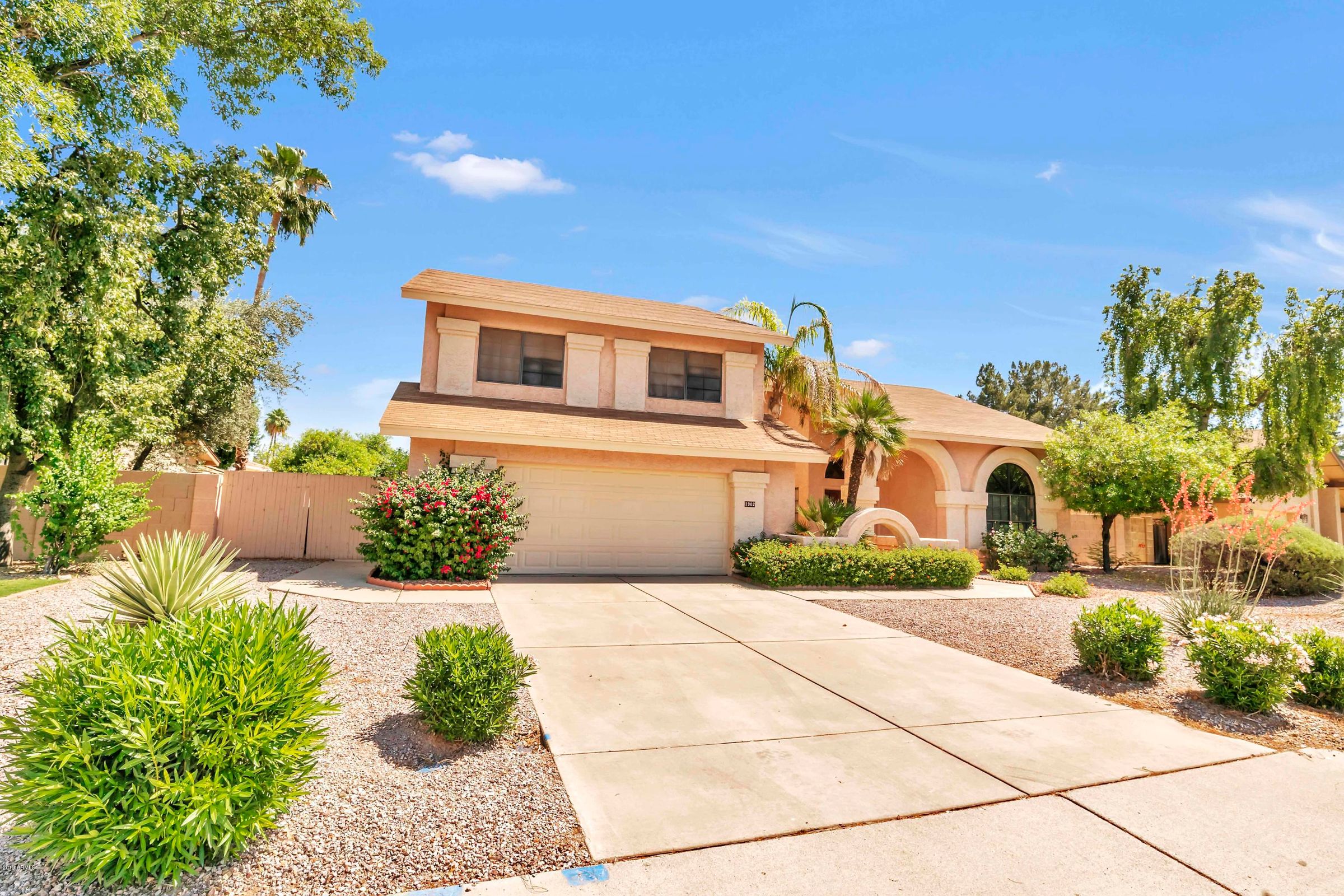 1902 E Caroline Lane Tempe AZ 85284 Tempe Real Estate Agent Nick