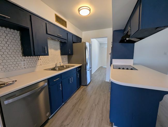 2117 W 2nd St Mesa kitchen 1